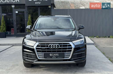 Позашляховик / Кросовер Audi Q5 2020 в 