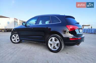 Внедорожник / Кроссовер Audi Q5 2011 в 