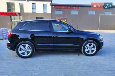 Внедорожник / Кроссовер Audi Q5 2011 в 