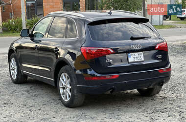 Позашляховик / Кросовер Audi Q5 2010 в 