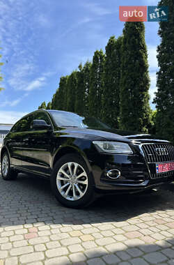 Позашляховик / Кросовер Audi Q5 2015 в 