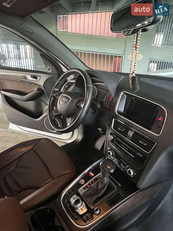 Внедорожник / Кроссовер Audi Q5 2015 в Харькове