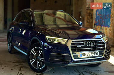 Внедорожник / Кроссовер Audi Q5 2017 в 