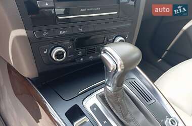 Позашляховик / Кросовер Audi Q5 2016 в 