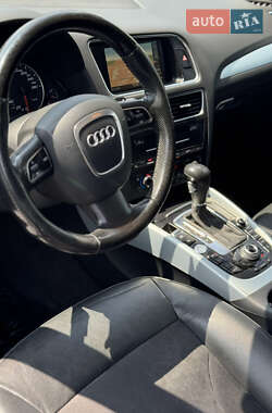 Внедорожник / Кроссовер Audi Q5 2011 в 
