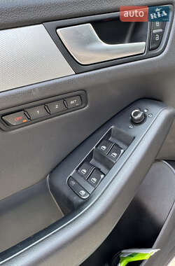 Внедорожник / Кроссовер Audi Q5 2011 в 