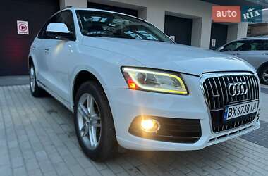 Внедорожник / Кроссовер Audi Q5 2016 в 