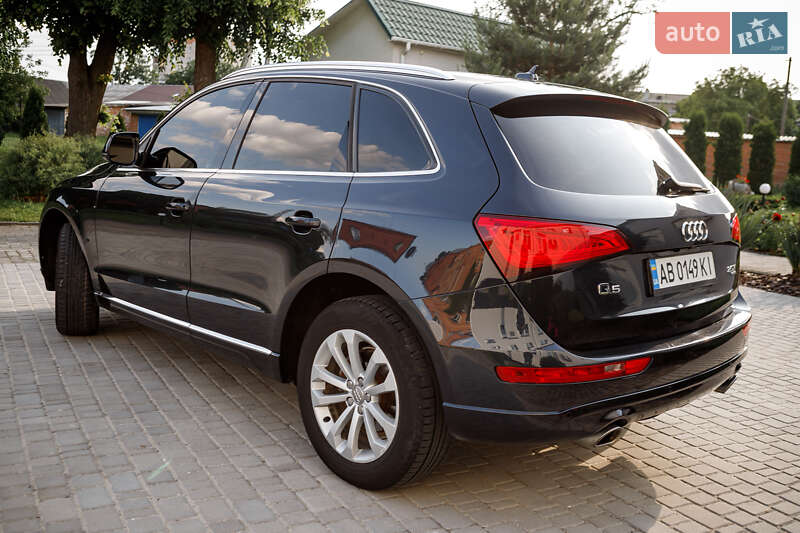 Внедорожник / Кроссовер Audi Q5 2012 в Баре