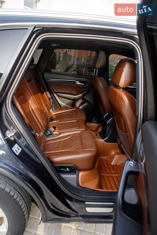 Внедорожник / Кроссовер Audi Q5 2012 в Баре