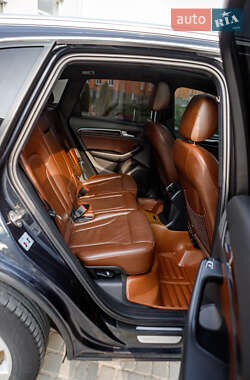 Внедорожник / Кроссовер Audi Q5 2012 в 