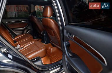 Внедорожник / Кроссовер Audi Q5 2012 в 