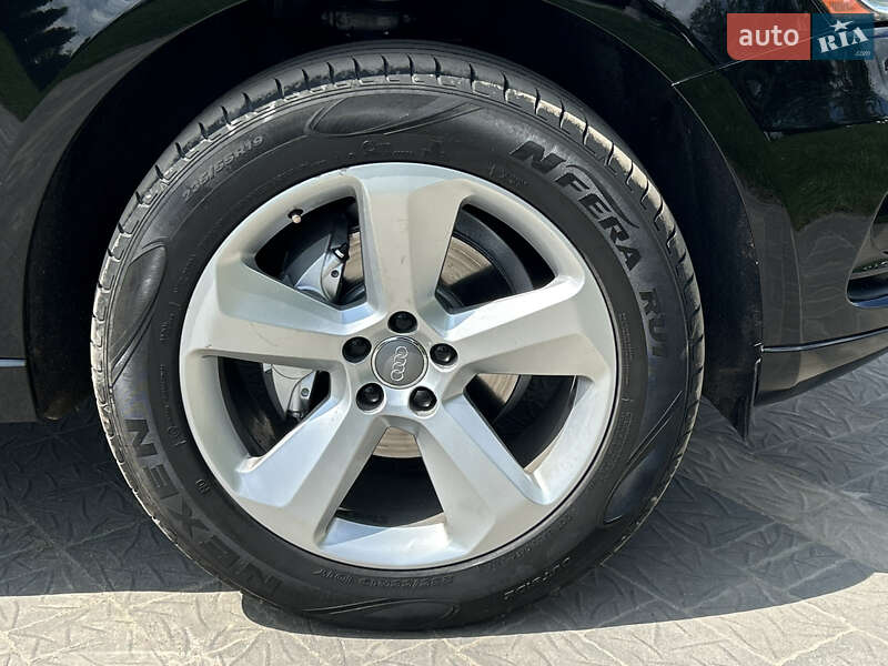 Внедорожник / Кроссовер Audi Q5 2016 в Дубно