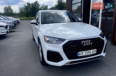 Внедорожник / Кроссовер Audi Q5 2020 в 