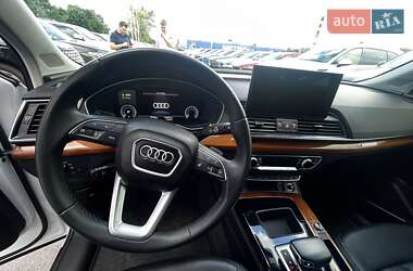 Внедорожник / Кроссовер Audi Q5 2020 в 
