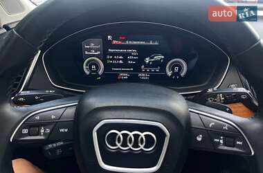 Внедорожник / Кроссовер Audi Q5 2020 в 
