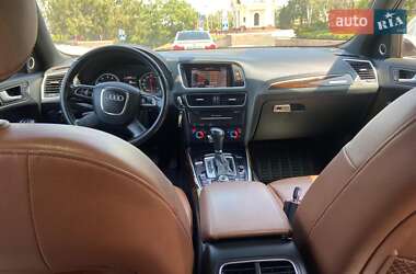 Внедорожник / Кроссовер Audi Q5 2011 в 