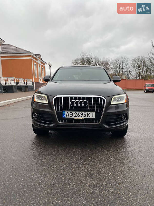 Позашляховик / Кросовер Audi Q5 2015 в 