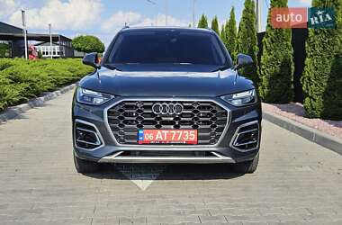 Внедорожник / Кроссовер Audi Q5 2021 в 