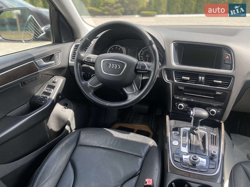 Внедорожник / Кроссовер Audi Q5 2013 в Луцке