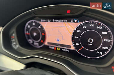 Внедорожник / Кроссовер Audi Q5 2020 в 