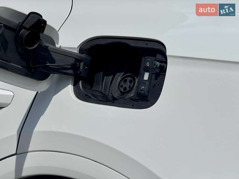Позашляховик / Кросовер Audi Q5 2020 в Рівному
