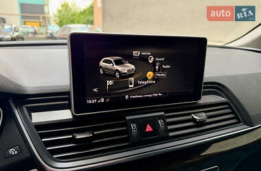 Позашляховик / Кросовер Audi Q5 2020 в 