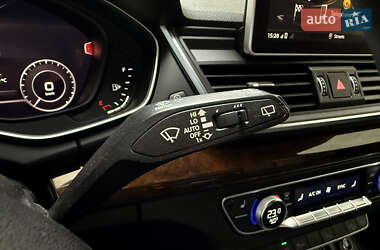 Позашляховик / Кросовер Audi Q5 2020 в 