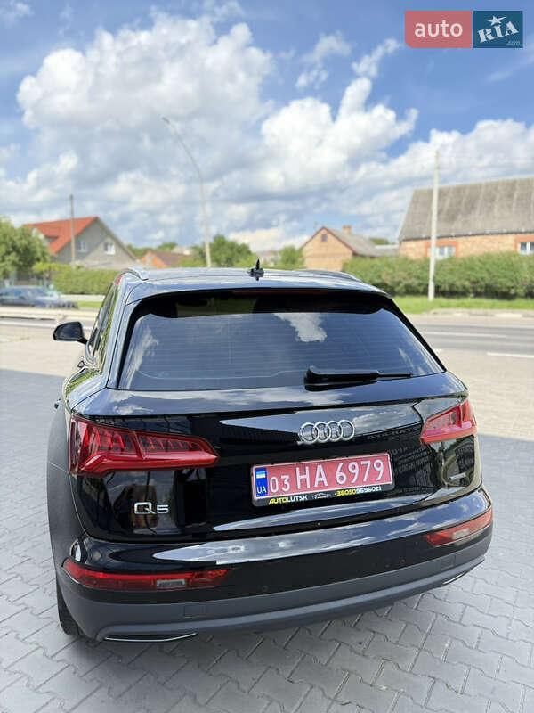 Внедорожник / Кроссовер Audi Q5 2019 в Луцке