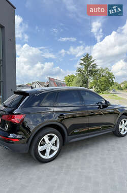 Внедорожник / Кроссовер Audi Q5 2019 в 