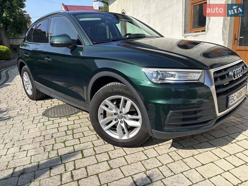 Внедорожник / Кроссовер Audi Q5 2019 в Львове