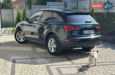 Внедорожник / Кроссовер Audi Q5 2019 в 