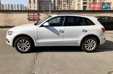 Позашляховик / Кросовер Audi Q5 2016 в 