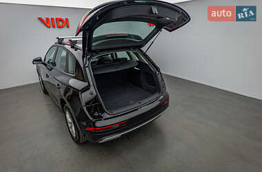 Внедорожник / Кроссовер Audi Q5 2021 в 