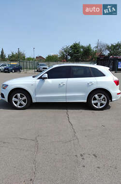 Внедорожник / Кроссовер Audi Q5 2011 в 