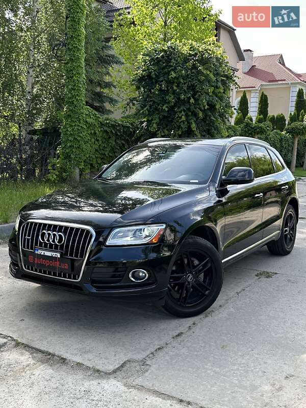 Позашляховик / Кросовер Audi Q5 2015 в 