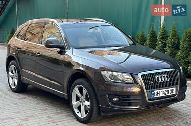 Внедорожник / Кроссовер Audi Q5 2012 в 