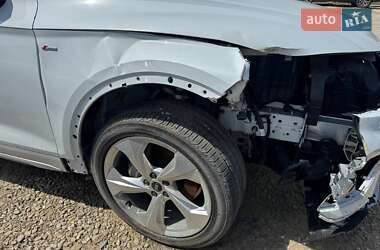 Позашляховик / Кросовер Audi Q5 2023 в 