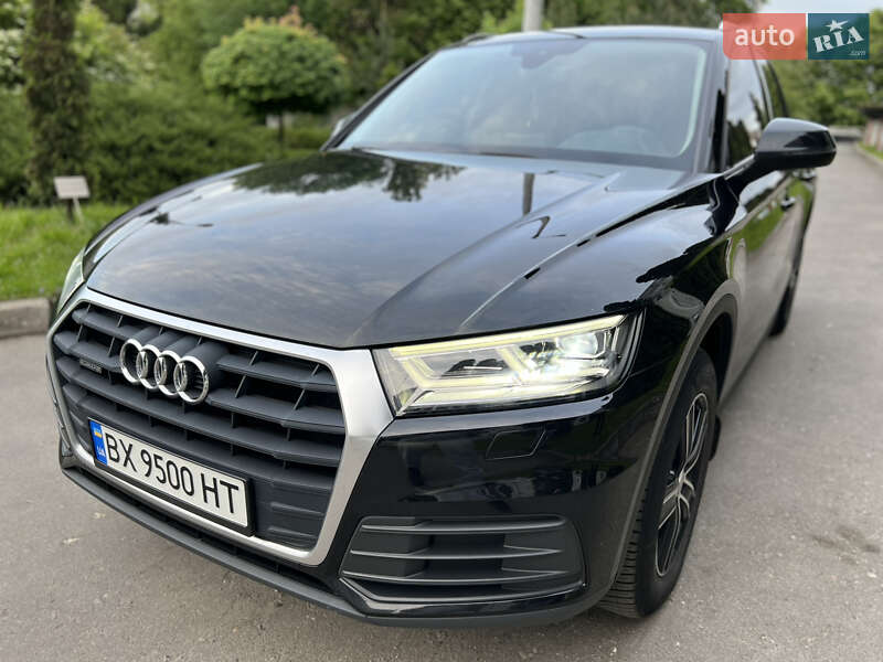 Внедорожник / Кроссовер Audi Q5 2018 в Хмельницком