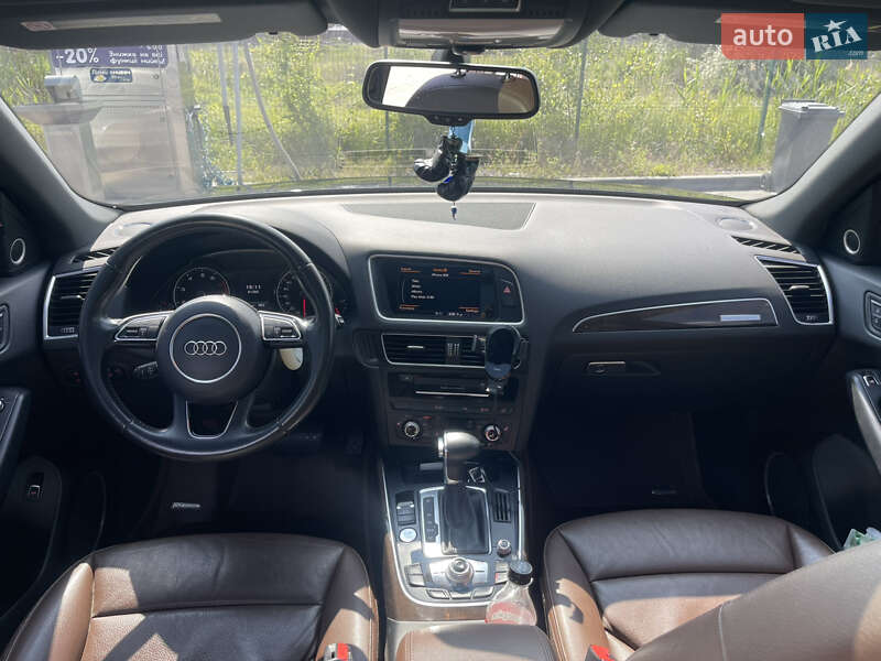 Внедорожник / Кроссовер Audi Q5 2015 в Днепре