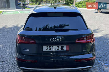 Внедорожник / Кроссовер Audi Q5 2020 в 