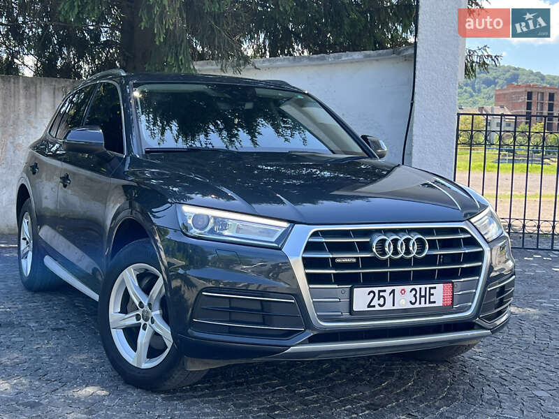 Внедорожник / Кроссовер Audi Q5 2020 в Сваляве