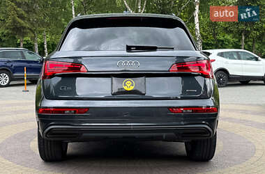Позашляховик / Кросовер Audi Q5 2024 в 