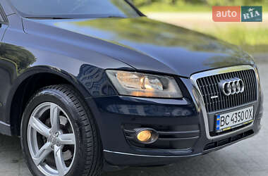 Внедорожник / Кроссовер Audi Q5 2009 в 