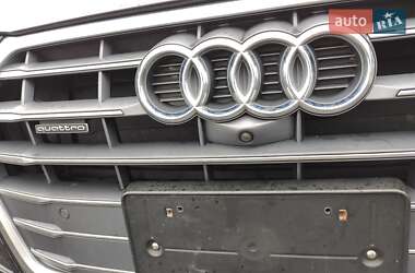 Позашляховик / Кросовер Audi Q5 2018 в 