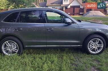 Позашляховик / Кросовер Audi Q5 2016 в 
