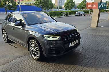 Внедорожник / Кроссовер Audi Q5 2019 в 