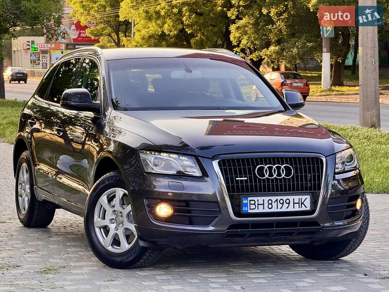Внедорожник / Кроссовер Audi Q5 2009 в Одессе
