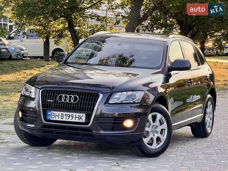 Внедорожник / Кроссовер Audi Q5 2009 в Одессе