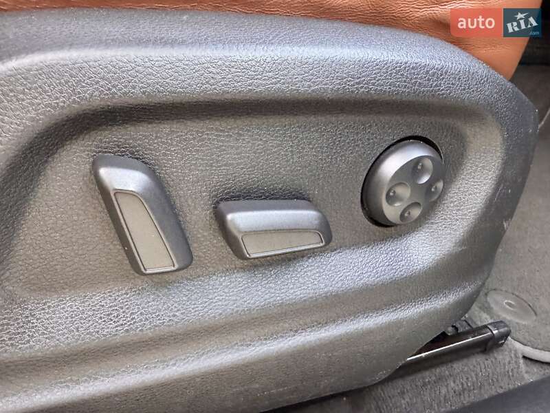 Внедорожник / Кроссовер Audi Q5 2009 в Одессе