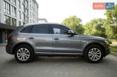 Внедорожник / Кроссовер Audi Q5 2016 в 